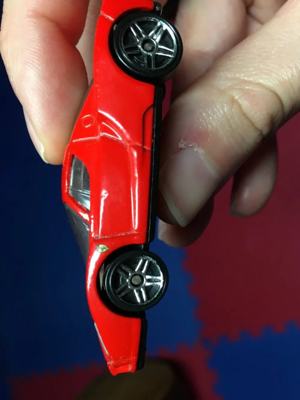 Hot Wheels Red Enzo Ferrari ( 2002 ) and P4